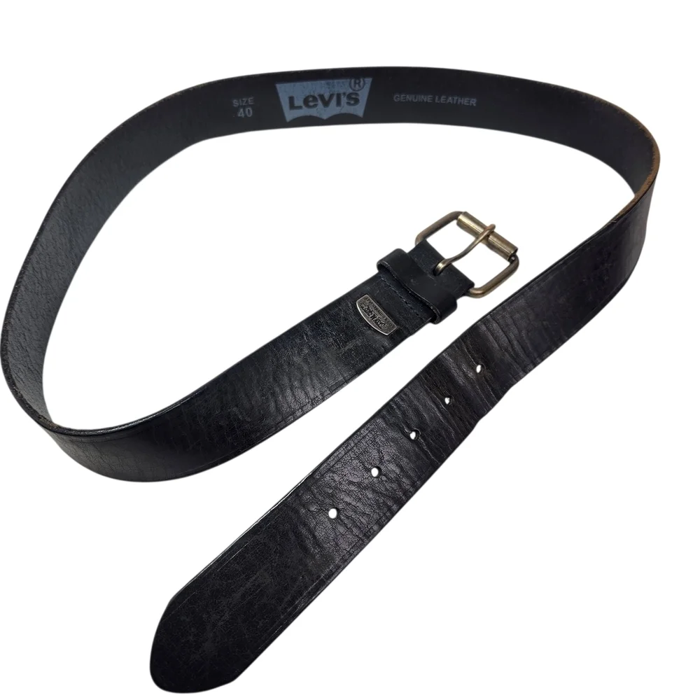 Levi Strauss & Co Leather Belt Size 40 Black Distressed Vintage Style Casual Men